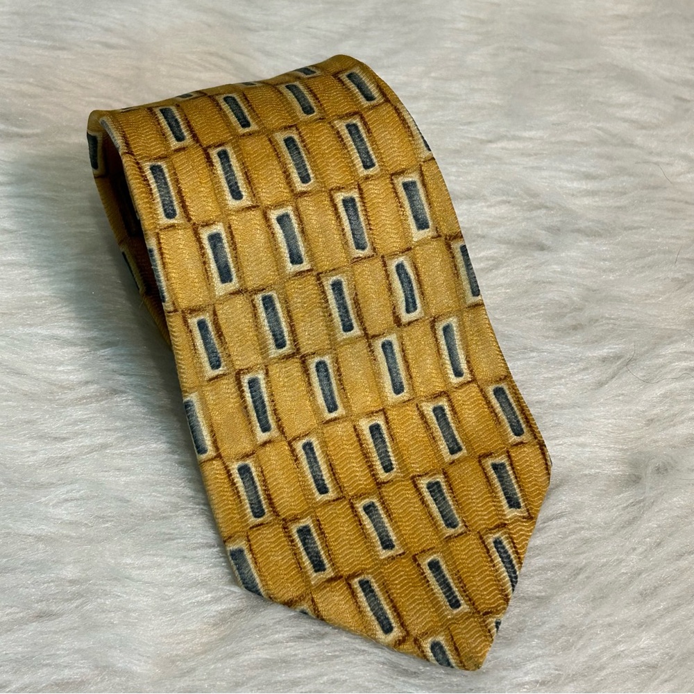 Gold and Gray Geometric Silk Tie